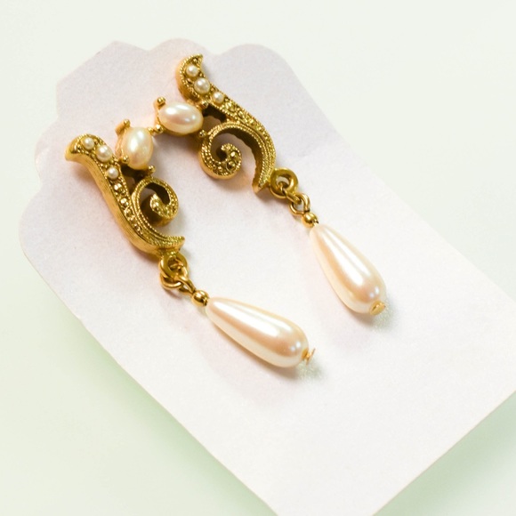 Delicate Gold Earrings with Pearl Drop - Picture 2 of 5